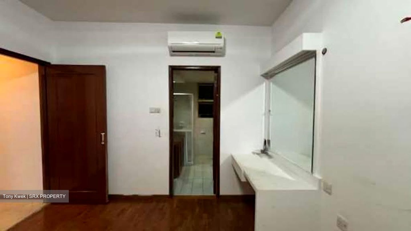 Northoaks (D25), Condominium #595833241